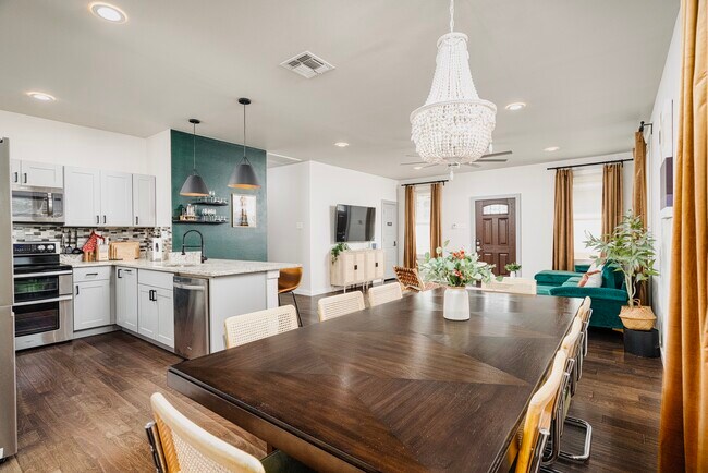 Foto del edificio - 419 N Hackberry St