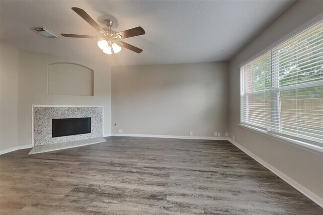 Foto del edificio - 17435 Ivy Stream Dr