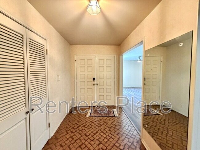 Foto del edificio - 5245 S 68th E Ave