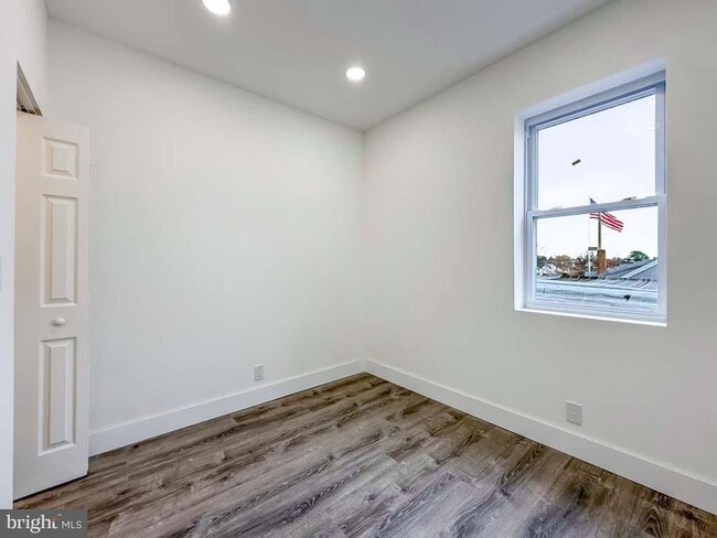 Foto del edificio - 30 Haddon Ave