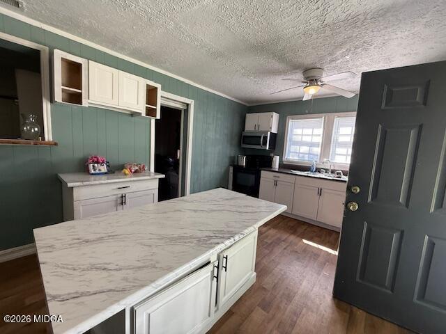 Foto del edificio - 3207 Seminole Ave