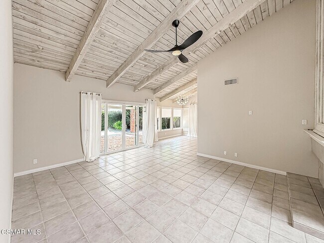 Building Photo - 1064 Barrow Ct