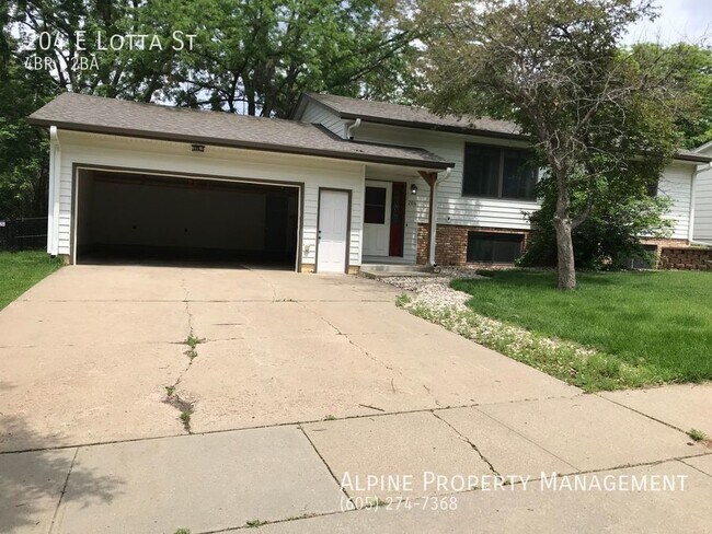 Building Photo - South Side 4 Bed/2 Bath Rental Home!