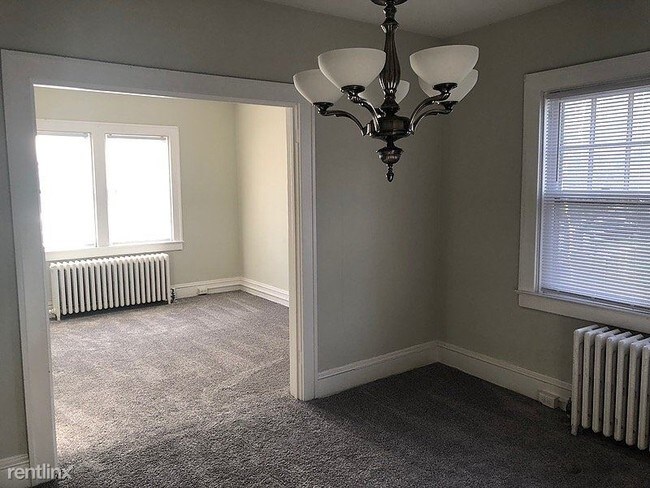 Foto del edificio - 2 br, 1 bath Apartment - 866 Fountain Avenue