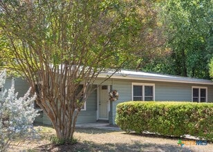 Building Photo - 622 Conway Dr