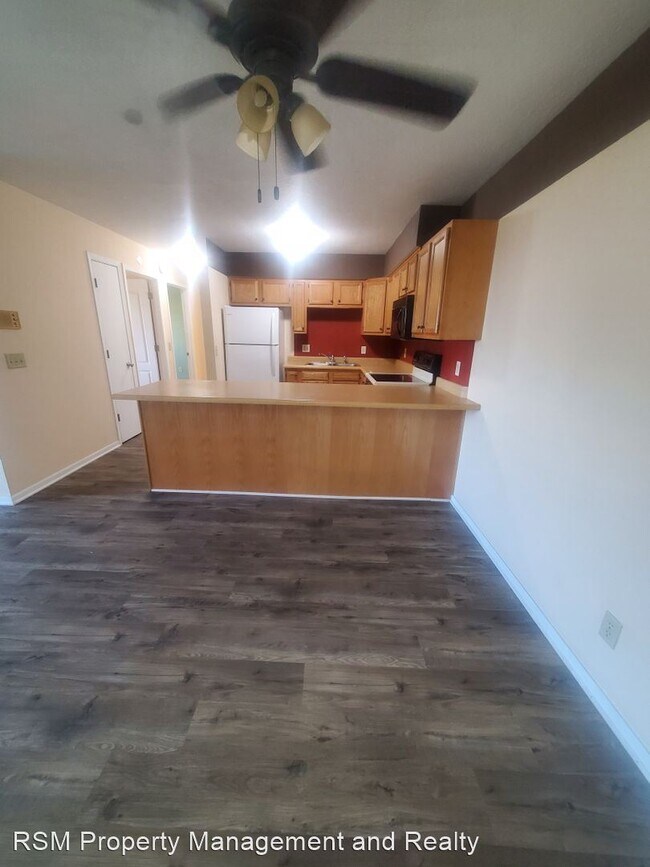 2 br, 1 bath House 1608 Creek Rd. Unit 201 House Rental in West