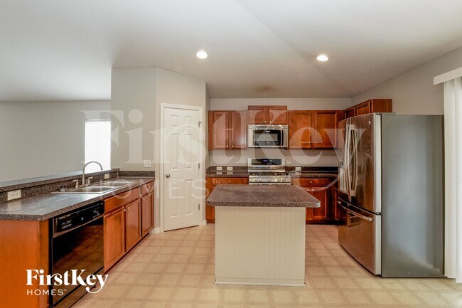 Foto del edificio - 3470 Heath Dr