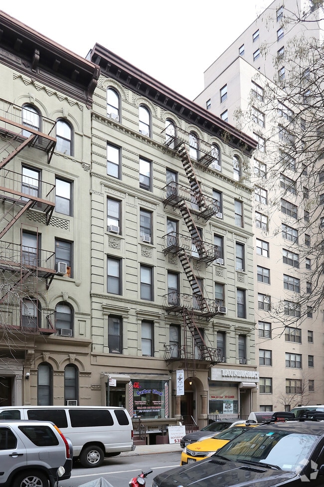 Building Photo - 235 E 25th St