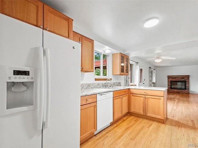 Building Photo - 7391 Coors Dr