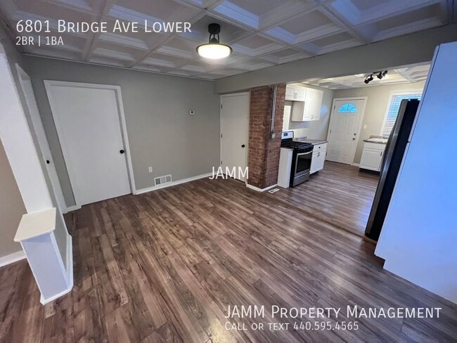 Foto del edificio - 6801 Bridge Ave