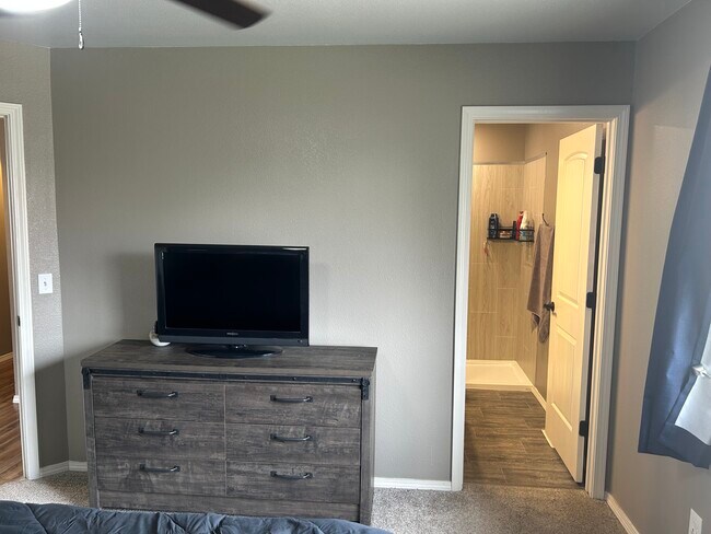 Foto del edificio - 1178 N Shreveport Ave