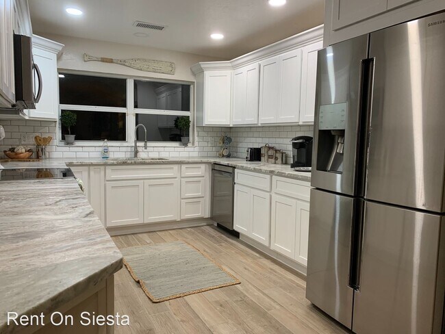 Building Photo - 3 br, 3 bath House - 6721 Ave C - RentonSi...