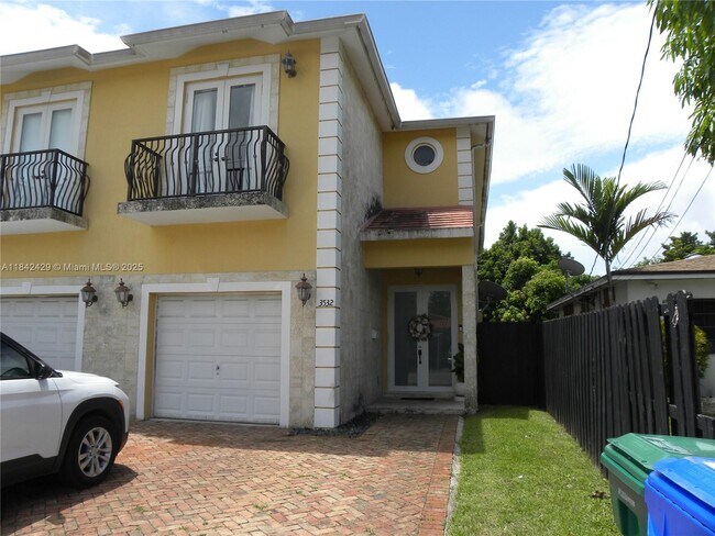 Foto del edificio - 3532 SW 23rd Ter