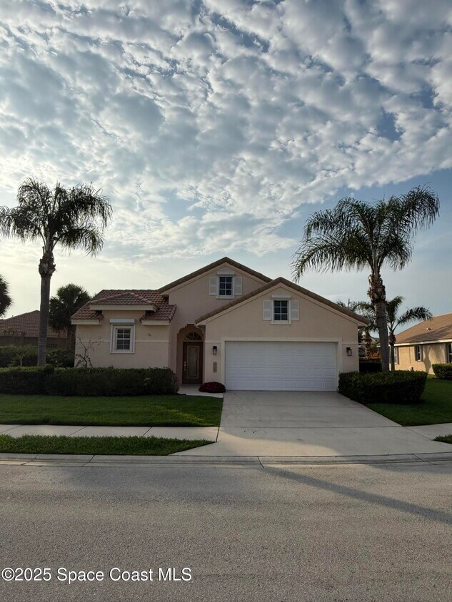 Foto principal - 8206 Simpkins Way