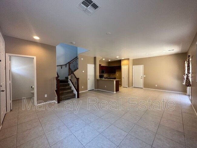 Building Photo - 2538 N 73rd Dr