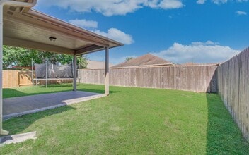 Building Photo - 114 Paleos Flint Dr