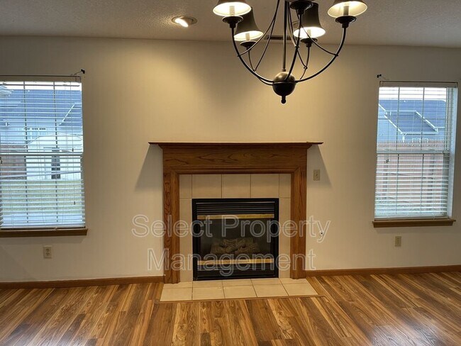 Building Photo - 7601 W Melody Cir