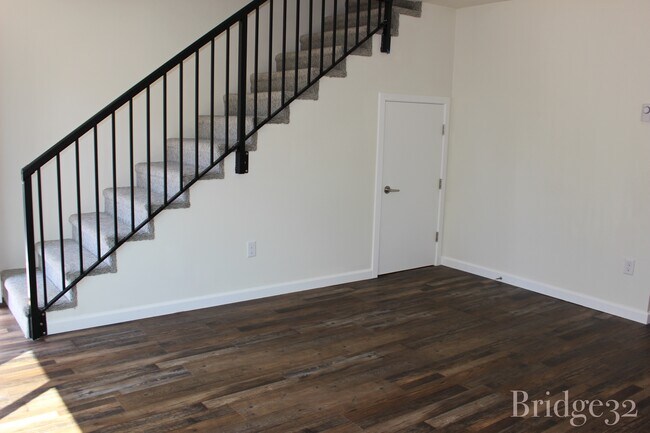 Foto del edificio - 3206 Bridge St