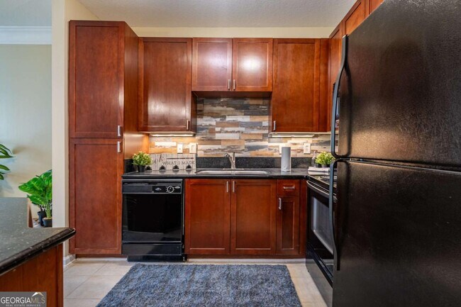 Foto del edificio - 400 17th St NW