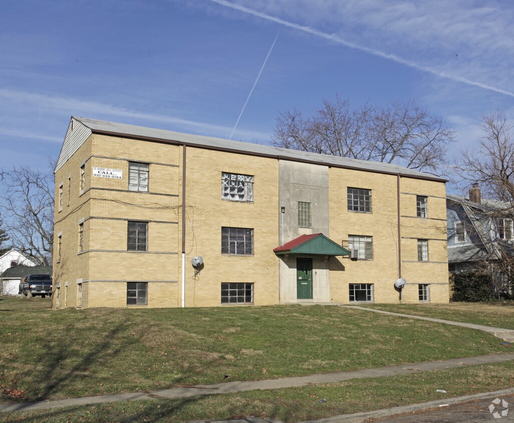 Norman Dee Apartments in Dayton, OH