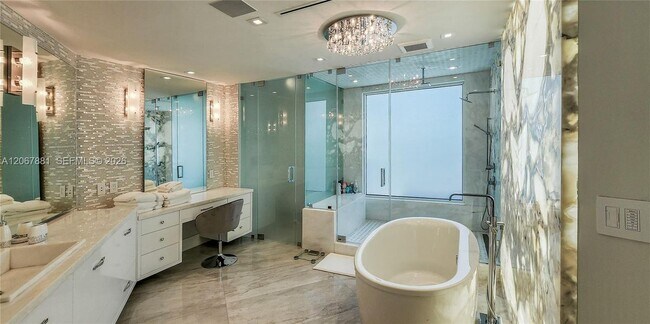 Foto del edificio - 2890 NE 28th St