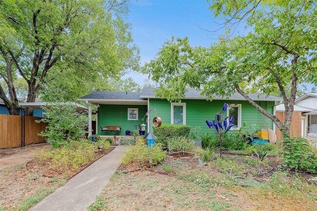 Building Photo - 5709 Link Ave