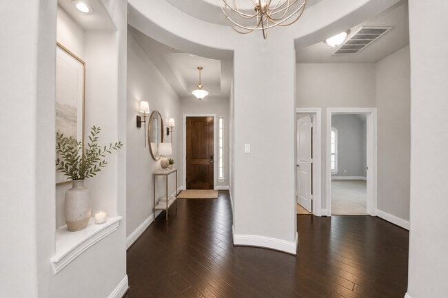 Foto del edificio - 6243 Garden Lakes Ln