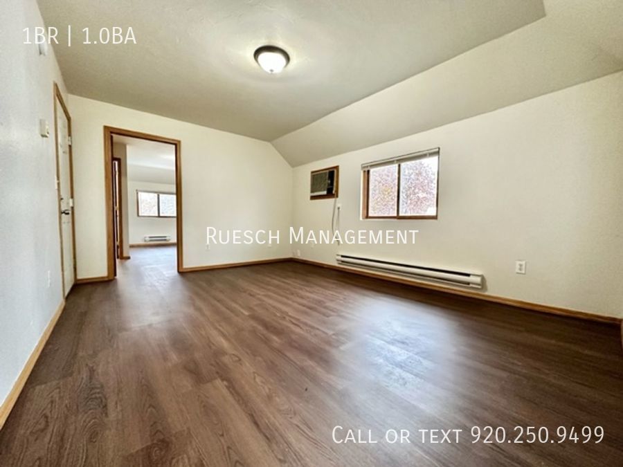 120 S Garden Ave Unit 5, Gillett, WI 54124 Room for Rent in Gillett