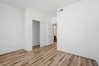 Building Photo - 1501 Truett St