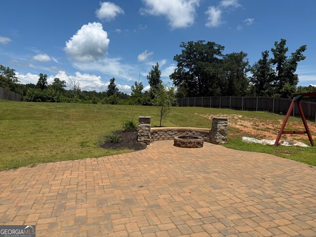 Building Photo - 348 North Point Cir