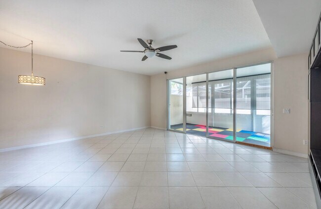 Foto del edificio - 2151 Tigris Dr