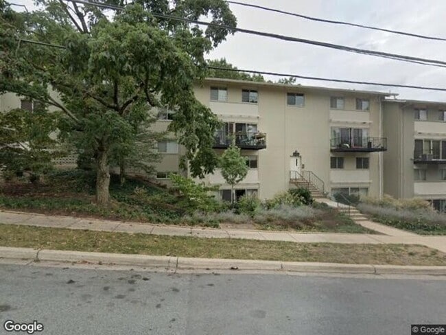 Building Photo - 8620 Manchester Rd