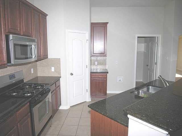 Building Photo - 2600 Grand Mission Way