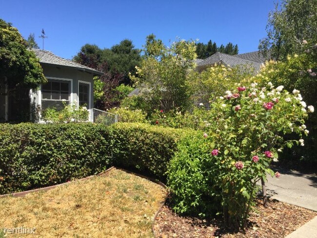 Building Photo - 2 br, 2 bath House - 1613 Mariposa Ave