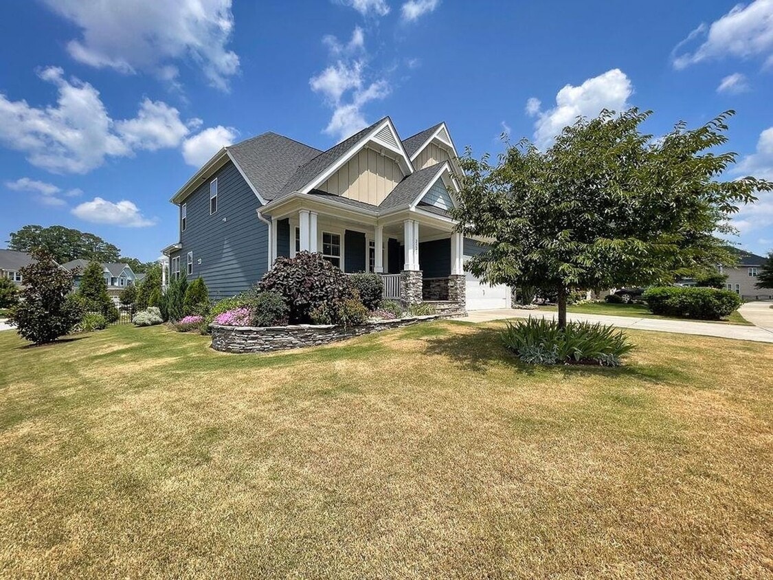 Primary Photo - 2520 Snowdrop Ct