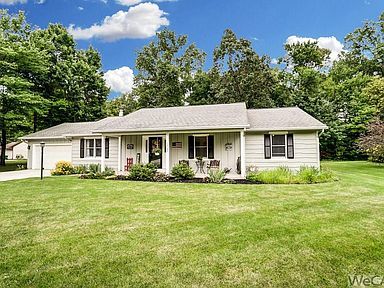 Building Photo - 1748 Sherry Lee Dr