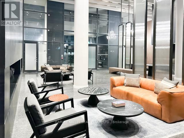 Photo du bâtiment - 8 Interchange Wy