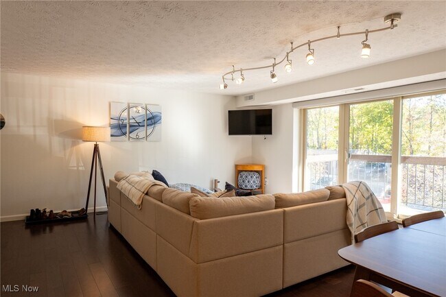 Foto del edificio - 9761 Sunrise Blvd