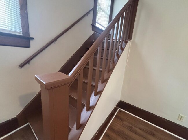 Foto del edificio - 2-Bedroom Apartment Available