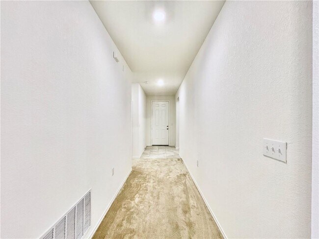 Foto del edificio - 7909 Big Wind Wy