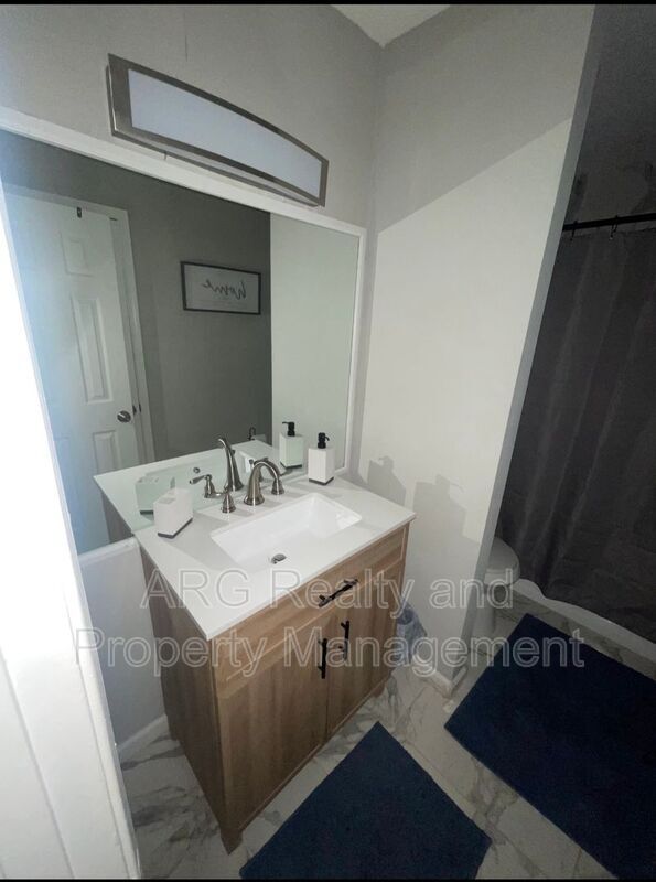 Foto del edificio - 5043 Bell Dr SE