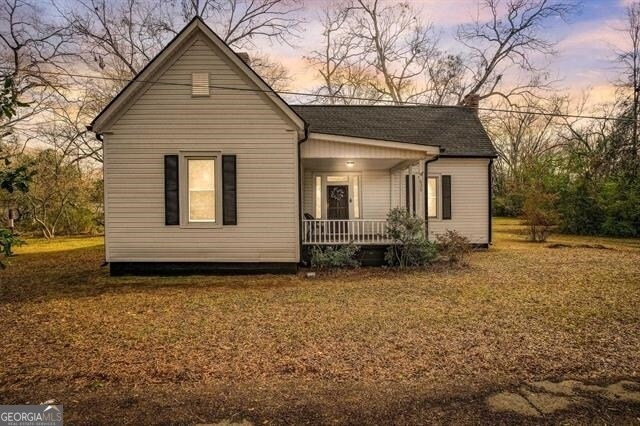 Foto principal - 630 Railroad St
