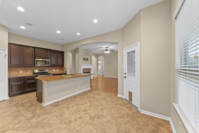 Foto del edificio - 22403 Pebble Falls Ln