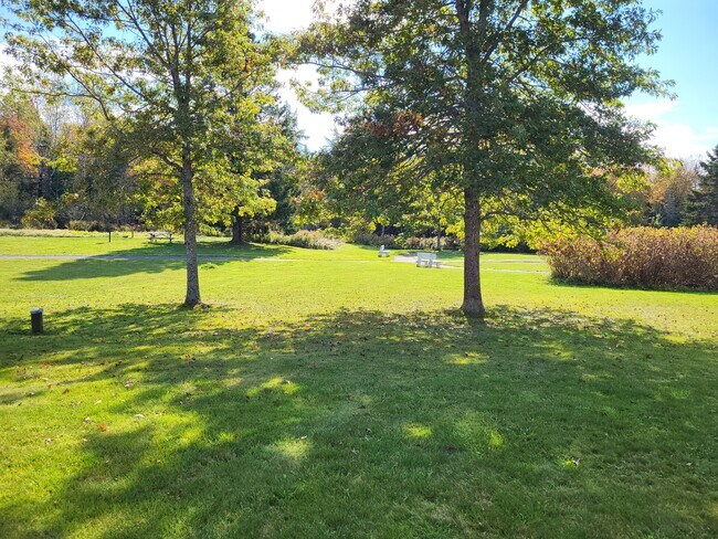 Patio interior - 18 Beachwood Bay Dr