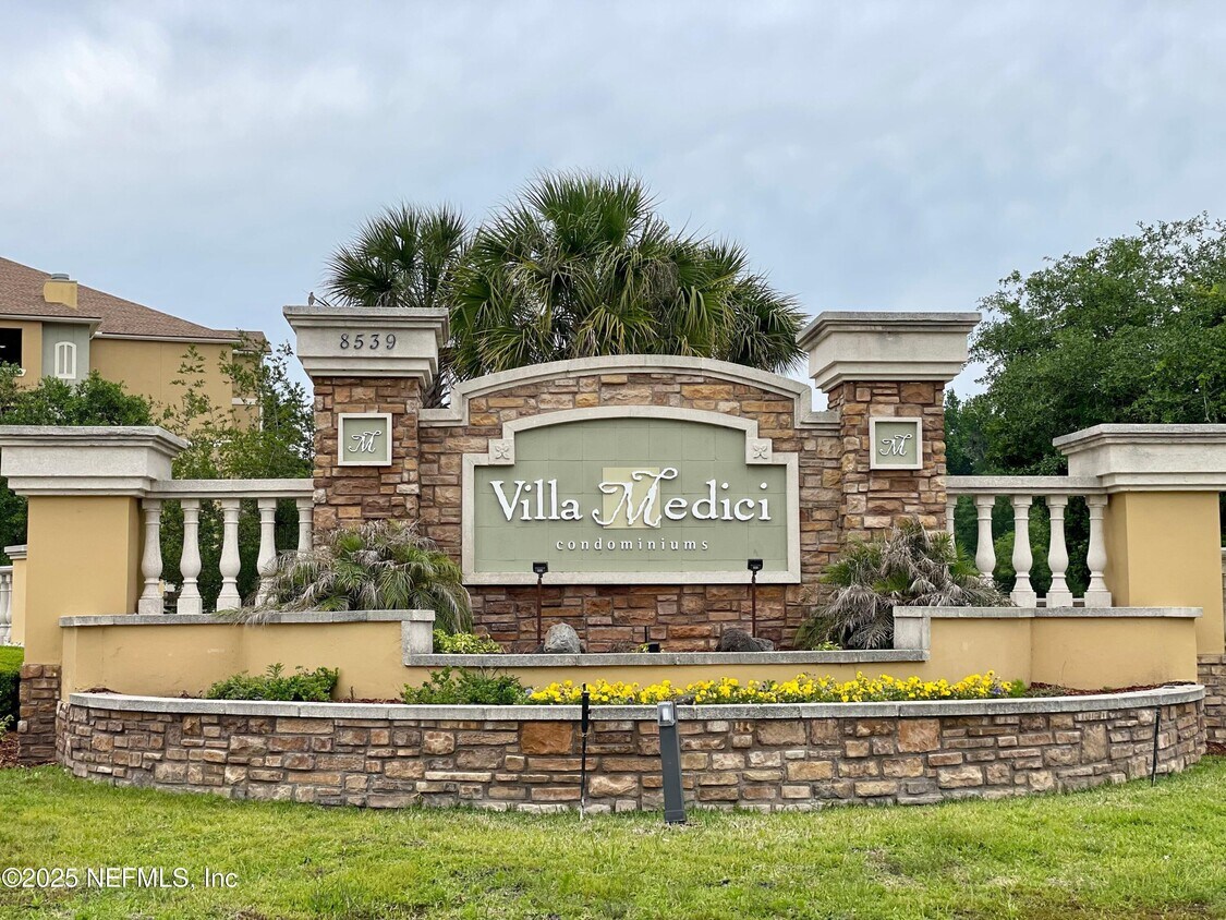Foto principal - 5617 Bowden Rd