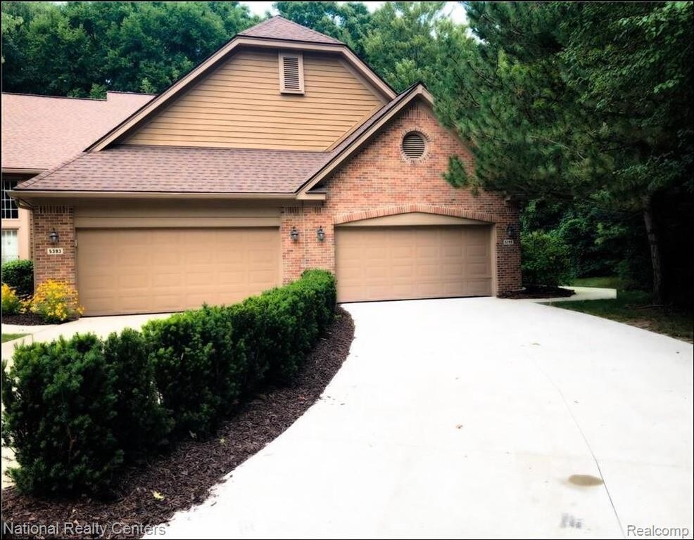 Primary Photo - 5395 Royal Vale Ln