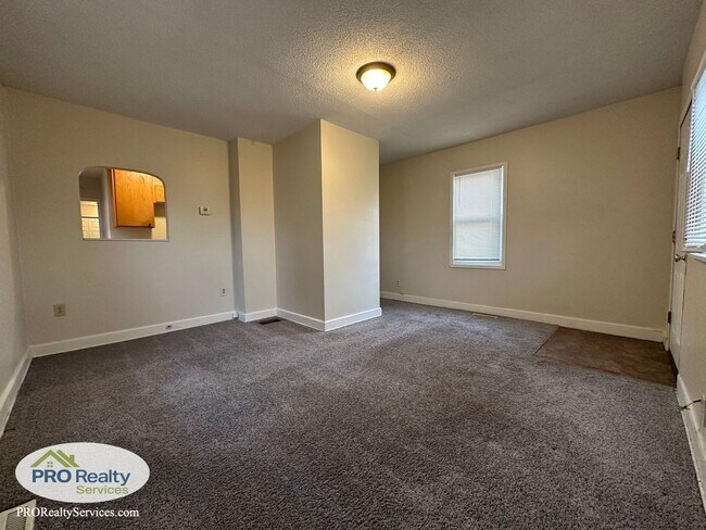 Foto del edificio - 423 NE Taylor St