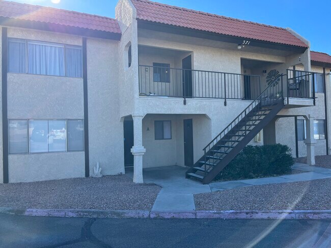 Foto del edificio - 371 Lake Havasu Ave N