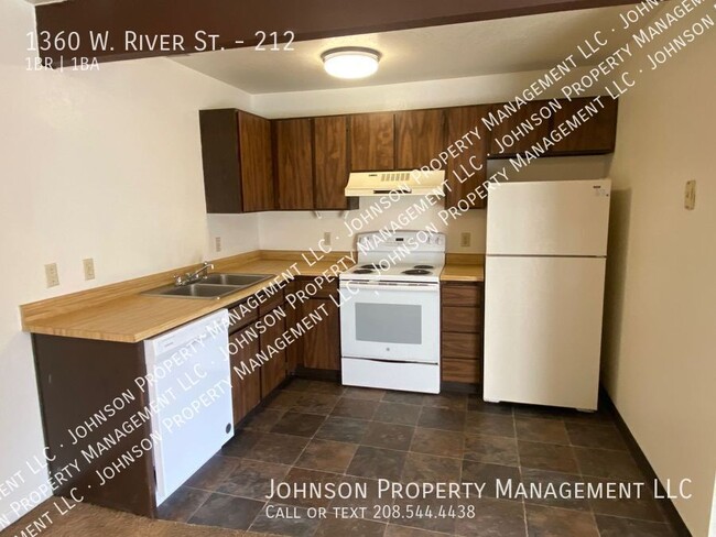 Building Photo - River Terrace Apartments: Affordable Downt...