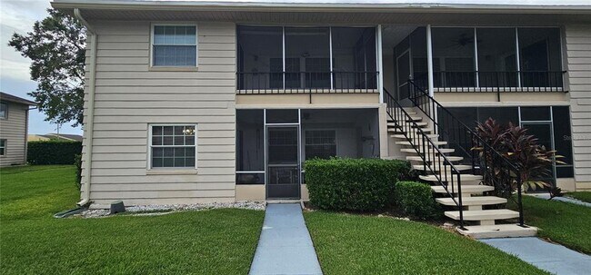 Foto del edificio - 1001 N Plantation Dr
